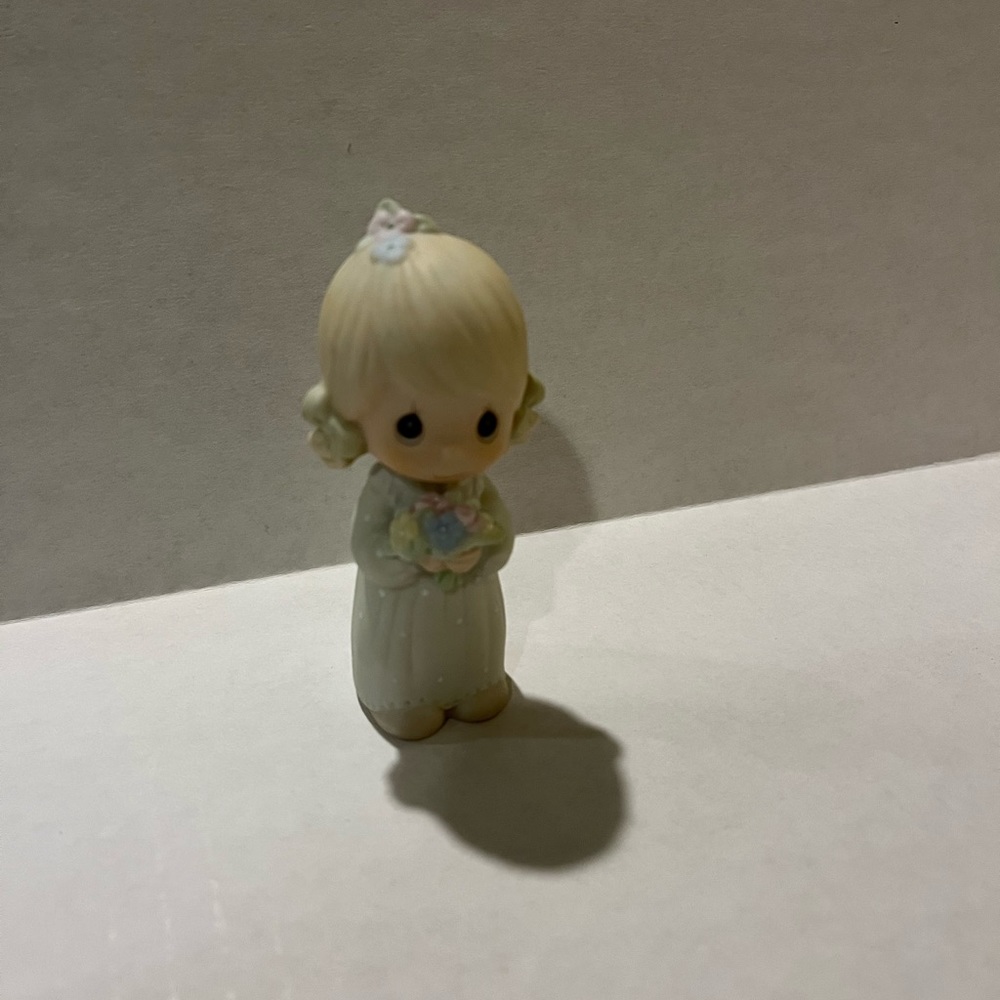 Precious Moments Junior Bridesmaid Figurine